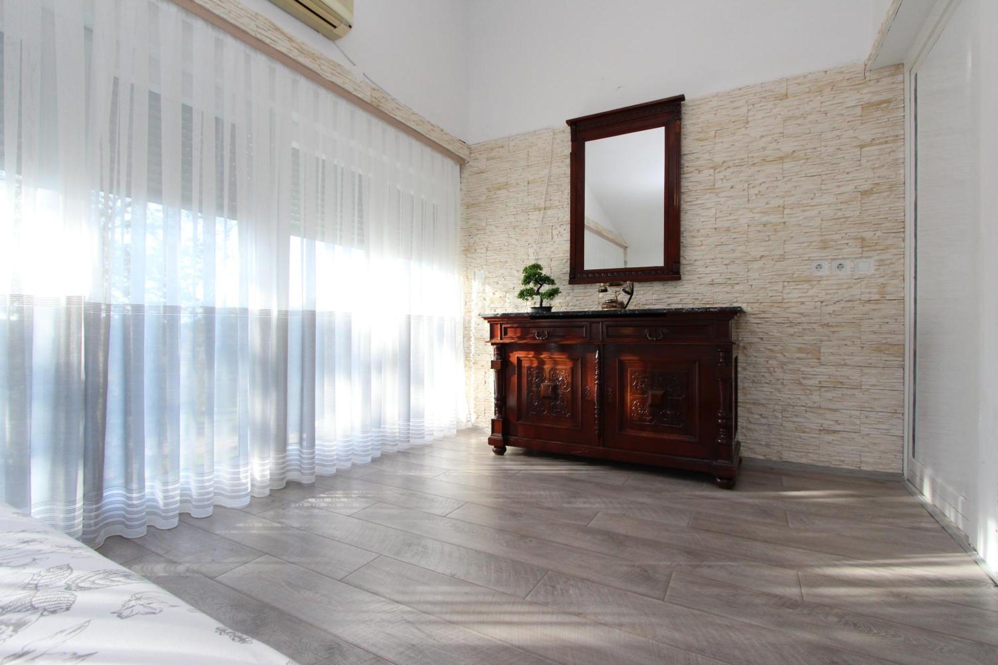 Apartments Hawaii Banjole Bilik gambar
